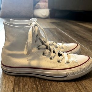 Womens (unisex) High Top Converse- Chuck Taylor All Star Classic